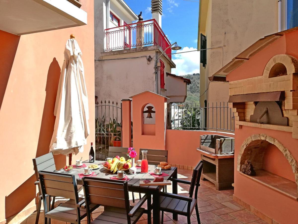 Villa Faraldi Case Vacanze Borgo Faraldi מראה חיצוני תמונה
